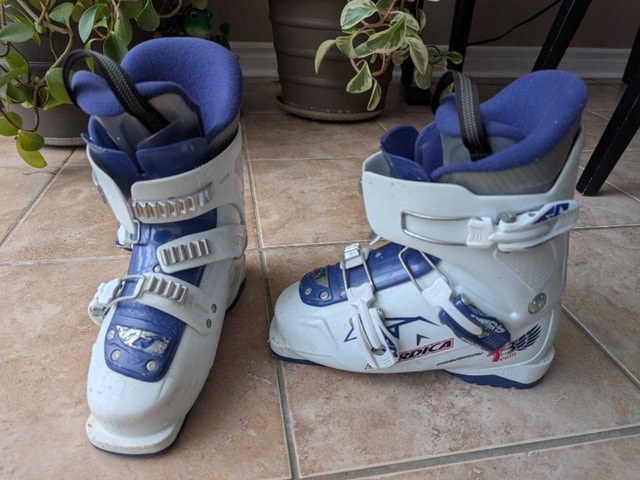 Ski Boots - NORDICA Fire Arrow Team 3 - White