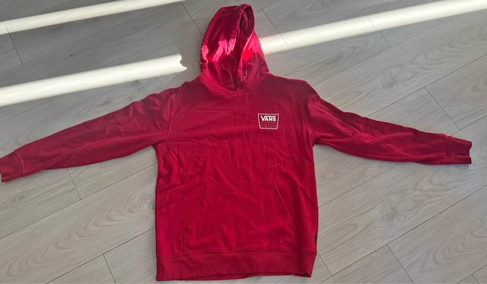 Vans Red Pullover Hoodie – Men’s Size Medium – Like New