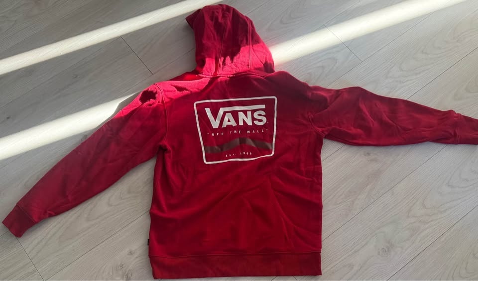 Vans Red Pullover Hoodie – Men’s Size Medium – Like New - photo 3