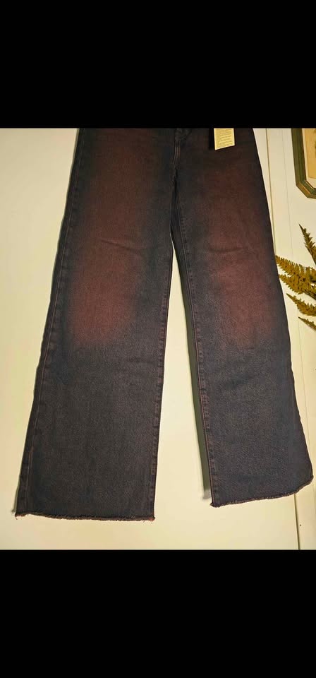 New size 25 Levis Ribcage Wide Leg Red Burgundy Jeans - photo 4