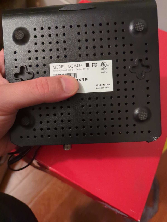 Thomson/Technicolor DCM476 DOCSIS 3.0 Cable Internet Modem - photo 2