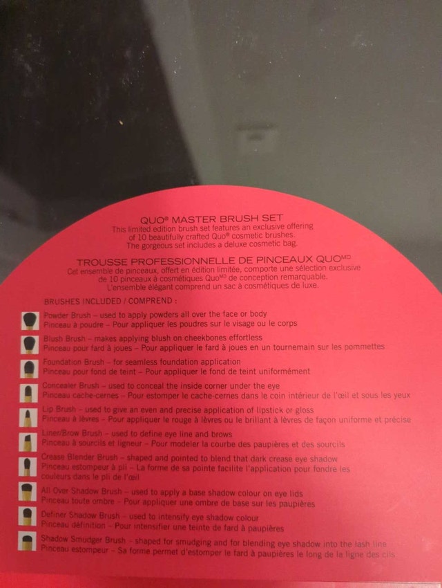 Quo Master Brush Set 10 brushes for makeup with bag NEW - photo 2