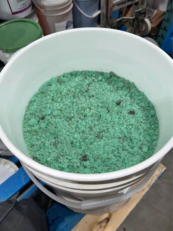 BLUE GREEN ICE MELTER TREATED SALT 50LB