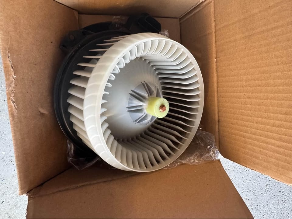 Blower motor - photo 2