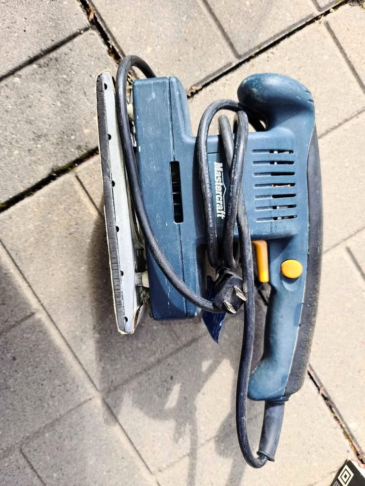 MasterCraft Electric Sander