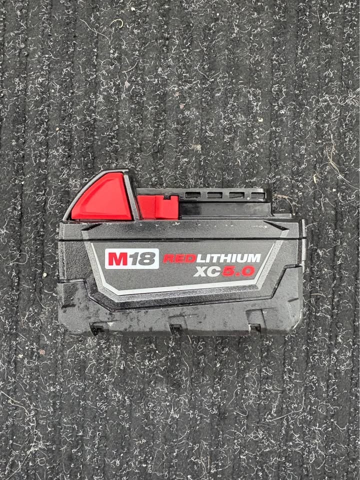 Milwaukee M18 XC 5.0 Battery - photo 2