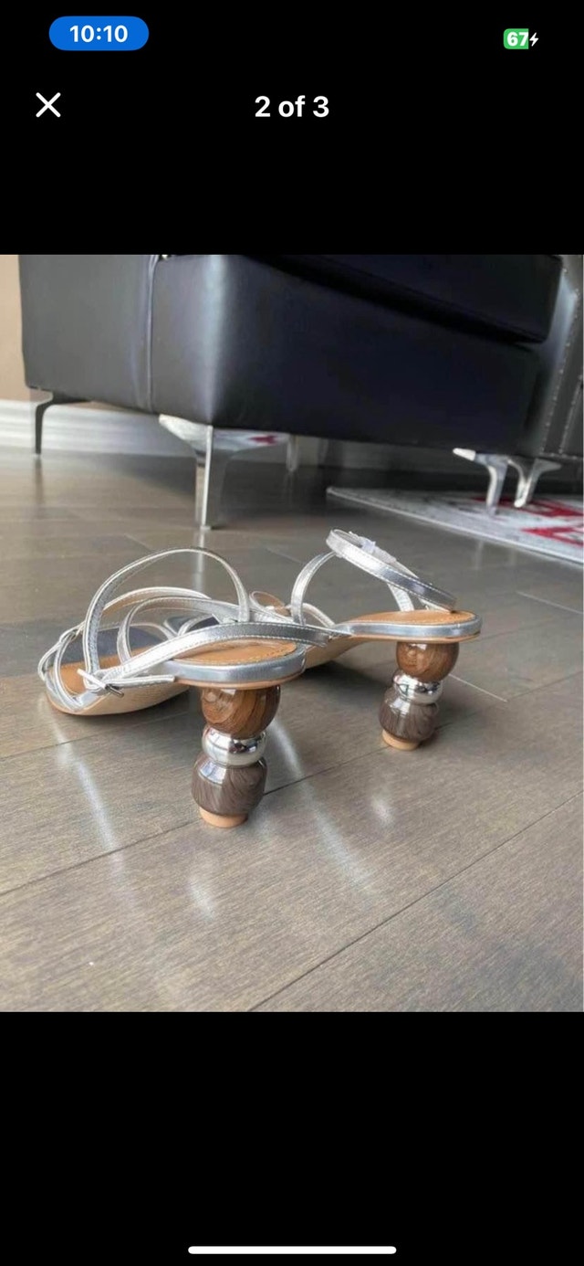 SILVER SHOES W/ UNIQUE HEEL!