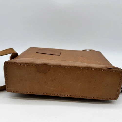 Vintage 1970s Belding California Leather Camera Bag - photo 5