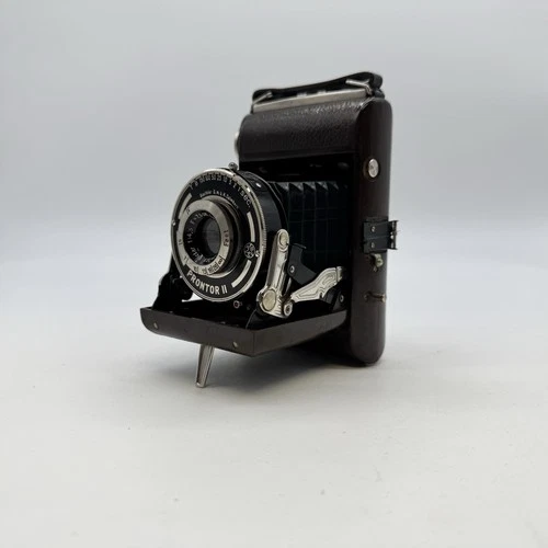Vintage Folding Bellows Camera- Pronto II Shutter