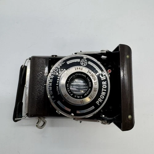 Vintage Folding Bellows Camera- Pronto II Shutter - photo 5