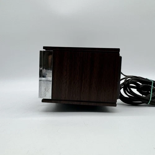 VINTAGE Lloyd's AM/FM Alarm Clock Radio. Good Sound. Japan - photo 3
