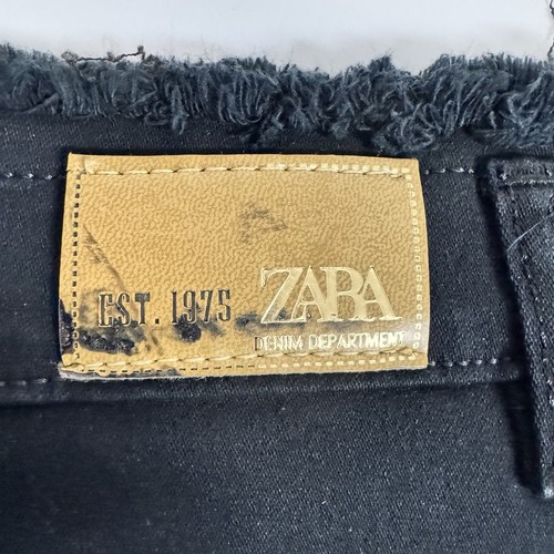 ZARA Women’s Black Raw Hem Jeans Size 32 - photo 4
