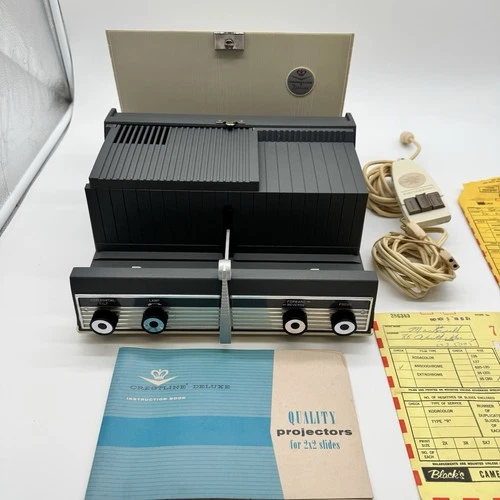 Vintage Crestline Slide Projector - photo 2