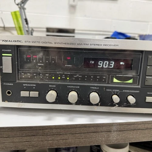 Realistic STA-2270 Stereo Receiver TESTED & WORKS - photo 3