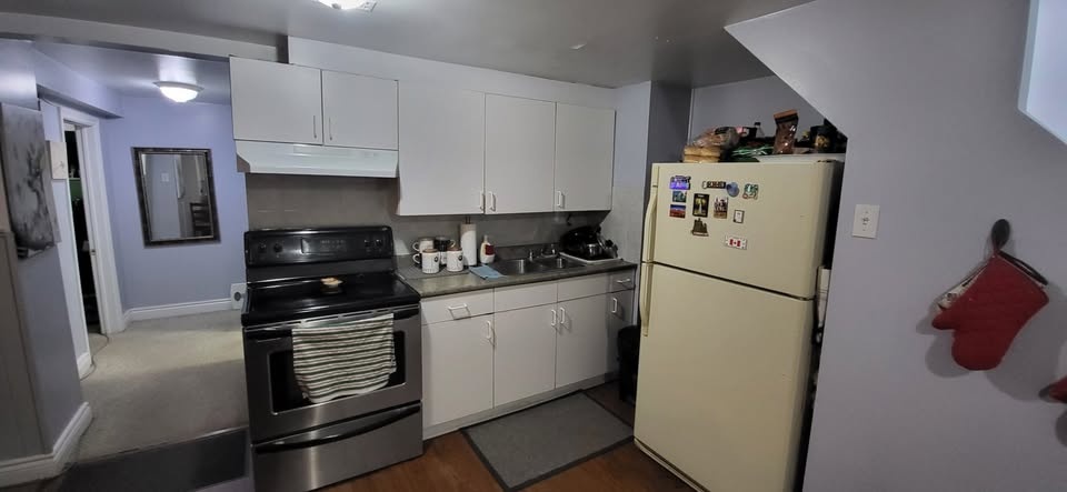 1 Bed 1 Bath Apartment - photo 2