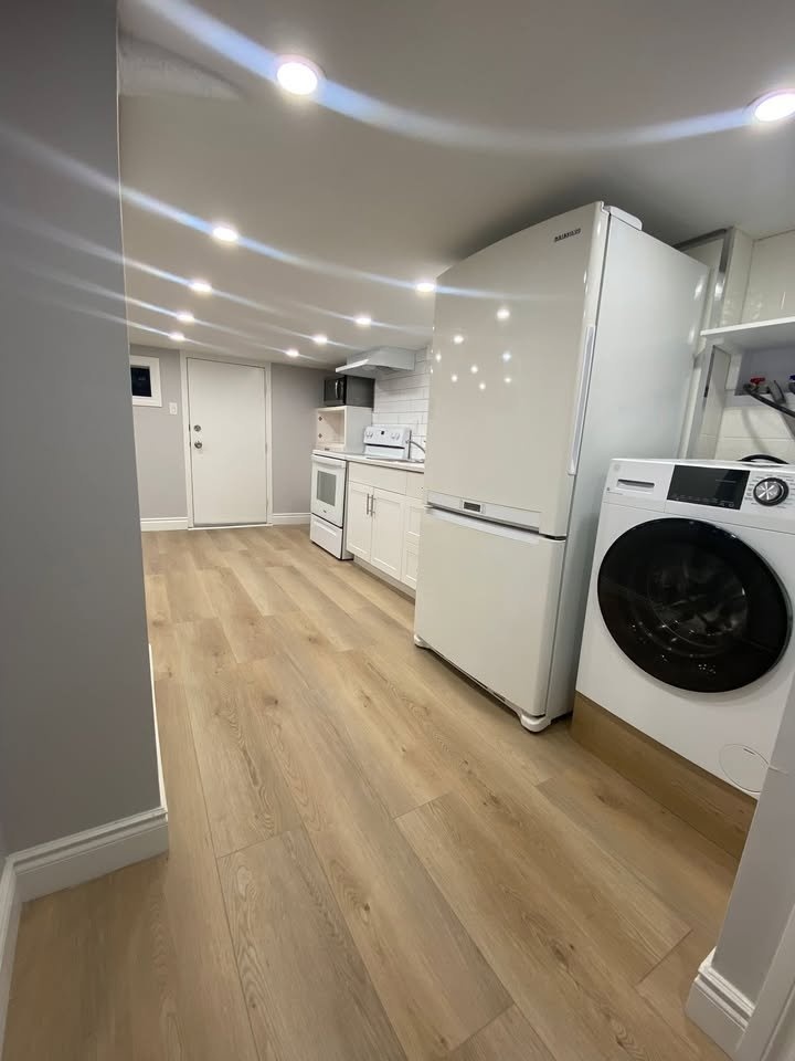 1 Bed 1 Bath Apartment - photo 4