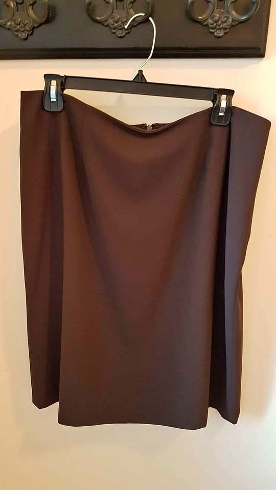 Women's Size 14 Brown & Navy Nygard Straight Skirts