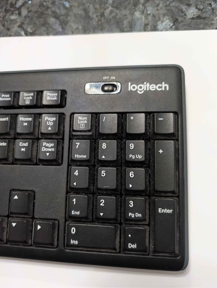 Logitech Wireless Keyboard - photo 3