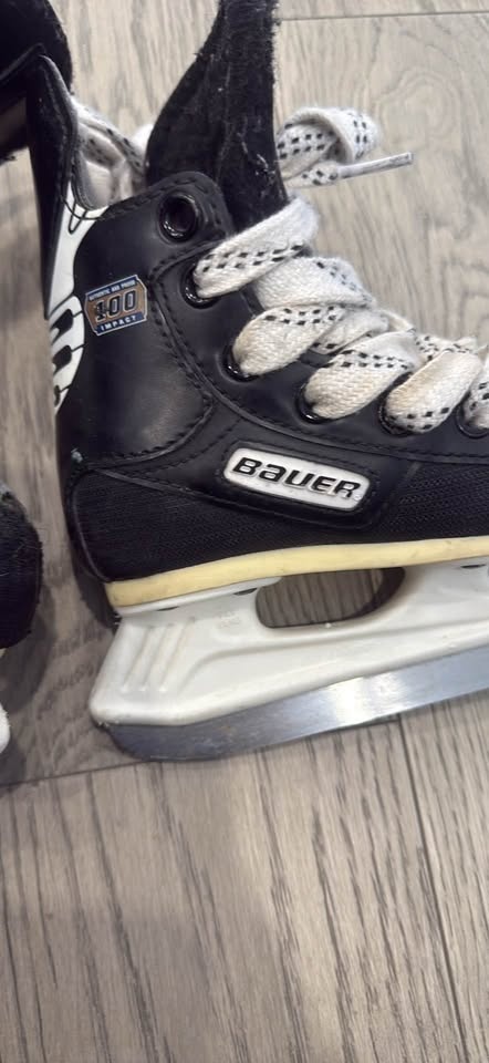 Kids hockey skates - photo 2