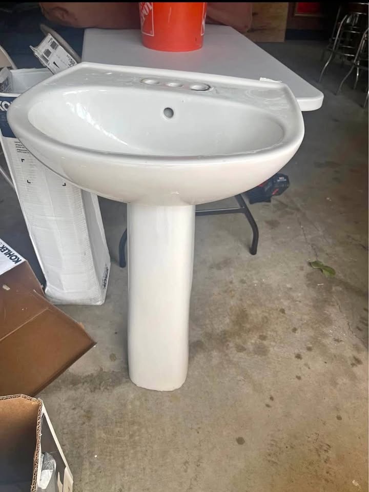 Pedestal Sink