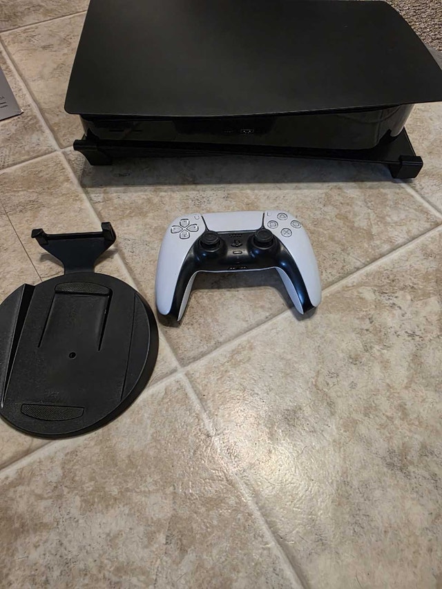 Fat Ps5 with black faceplates - photo 2
