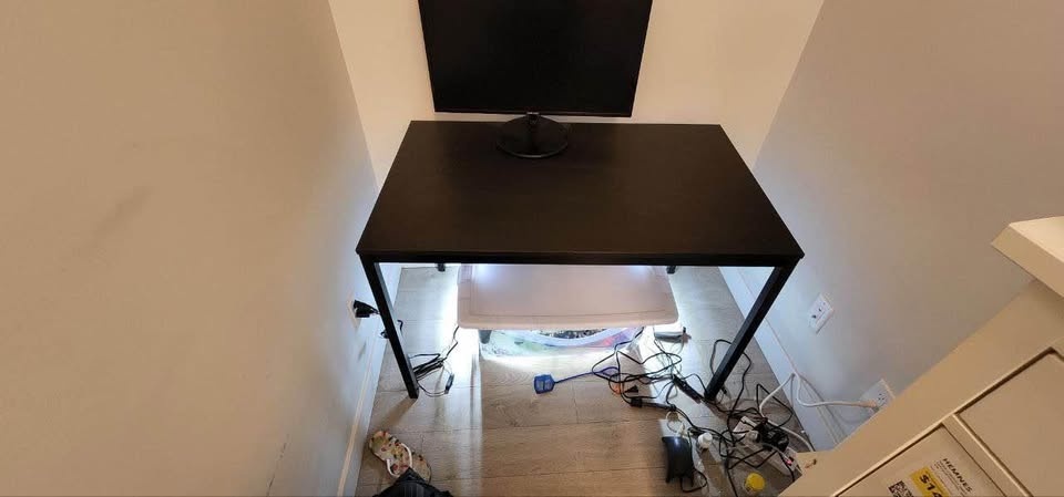 IKEA table - photo 3