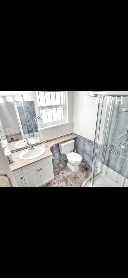Private room for rent - photo 2