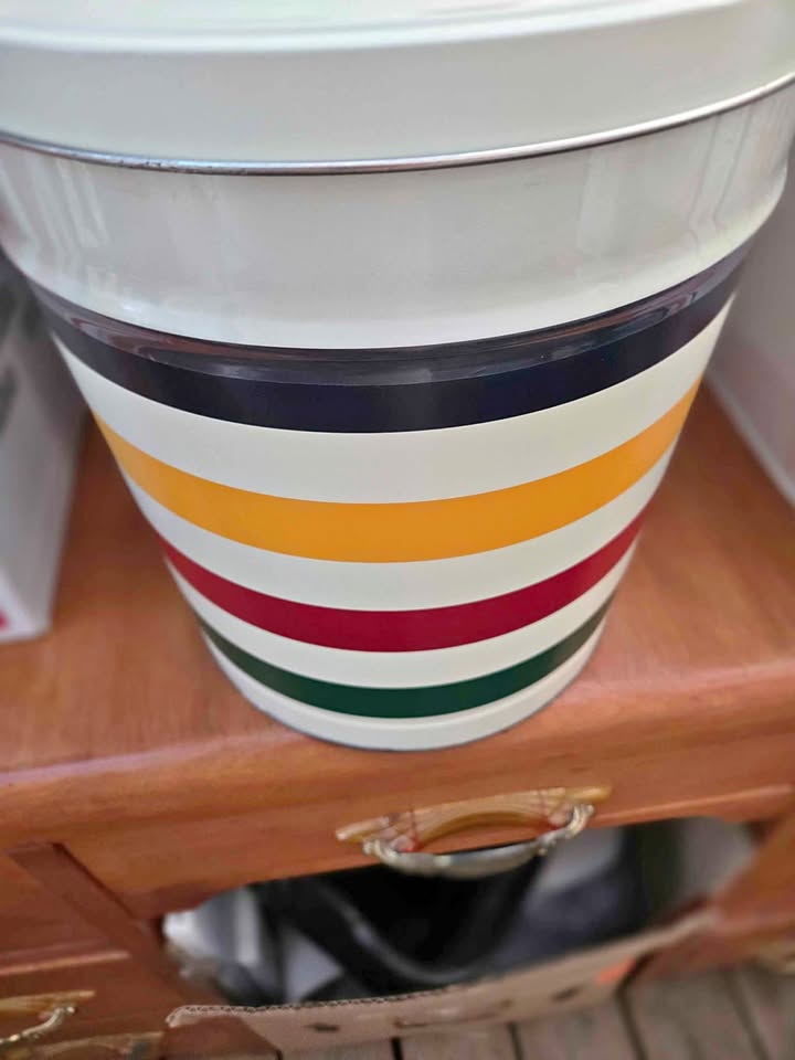 Hudson Bay popcorn can