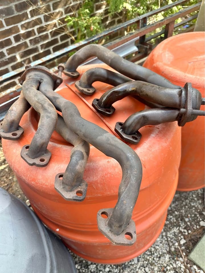 1988 Mustang 5L stock headers
