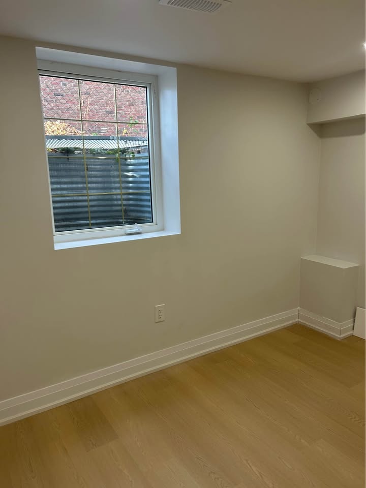 1 Bed 1 Bath - Apartment - photo 4
