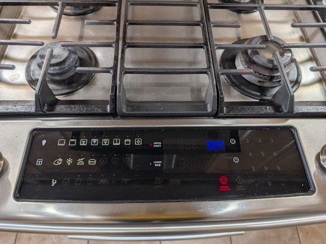 Electrolux Gas Cooking Range Oven - 30 inch - photo 3