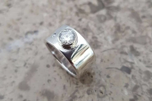 Sterling Silver Moissanite Ring - photo 2