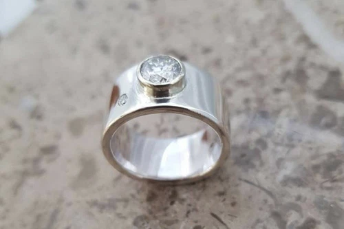 Sterling Silver Moissanite Ring - photo 5
