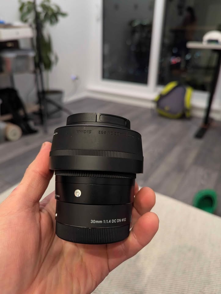 Sigma 30mm F1.4 e-mount - photo 2