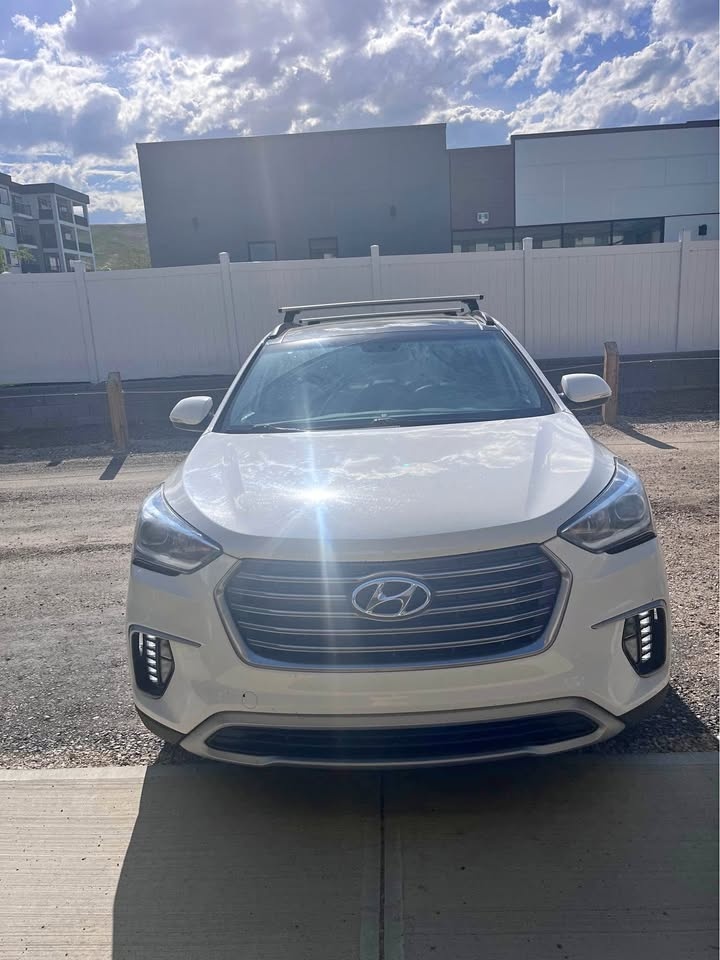 Hyundai Santa Fe XL 2018 – Fully Loaded