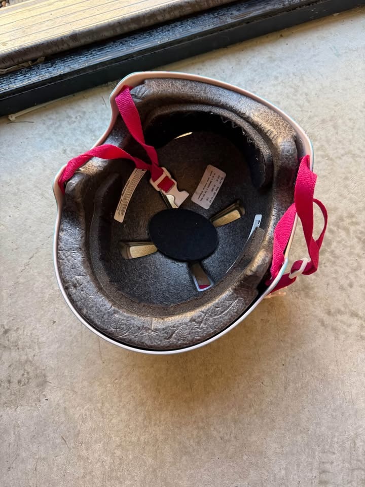 Kids helmet - photo 2