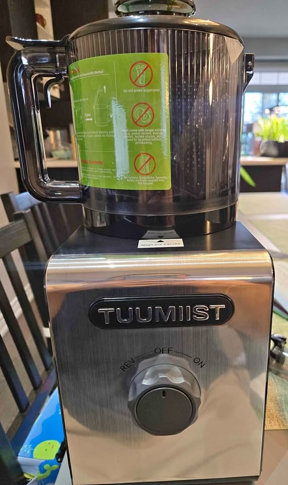 NEW - Juicer Machine, Cold Press Juicer