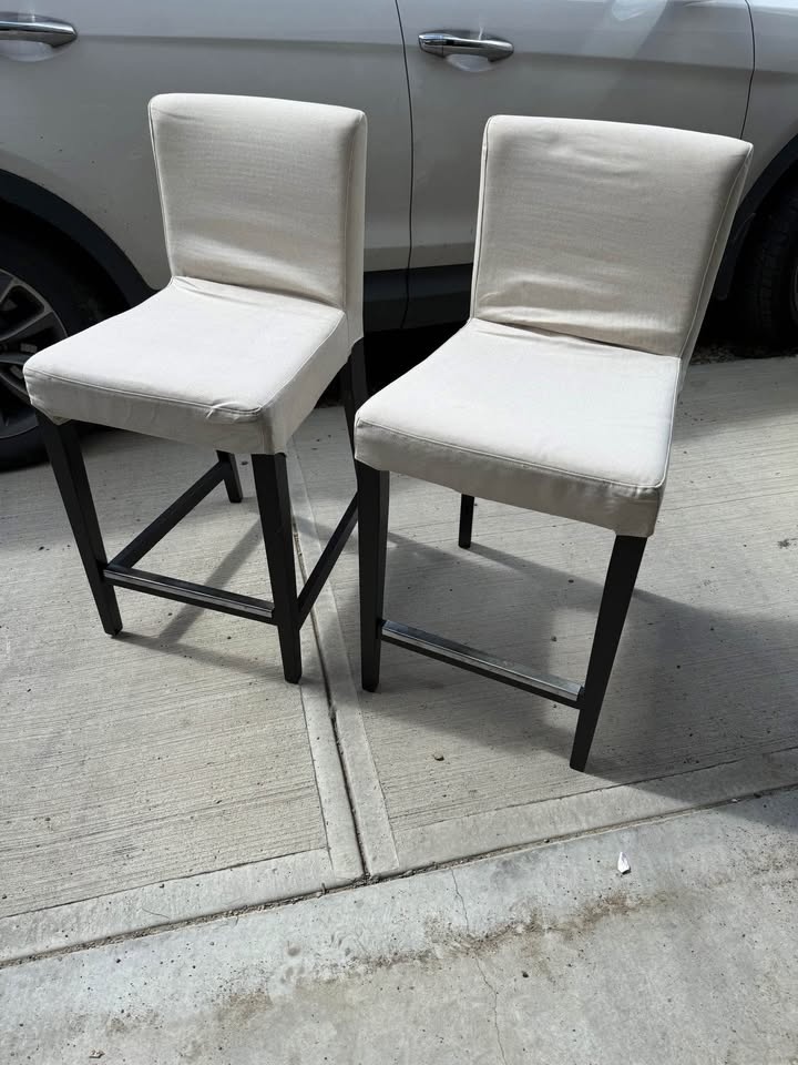 Ikea Bar stool - photo 2