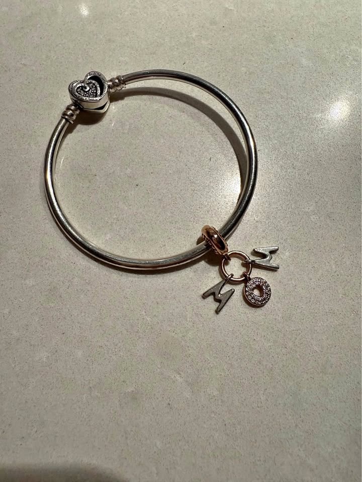 Pandora Bracelet with Mom Charm