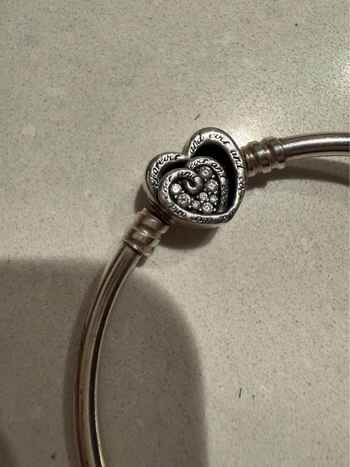 Pandora Bracelet with Mom Charm - photo 3