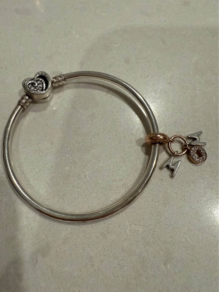 Pandora Bracelet with Mom Charm - photo 4