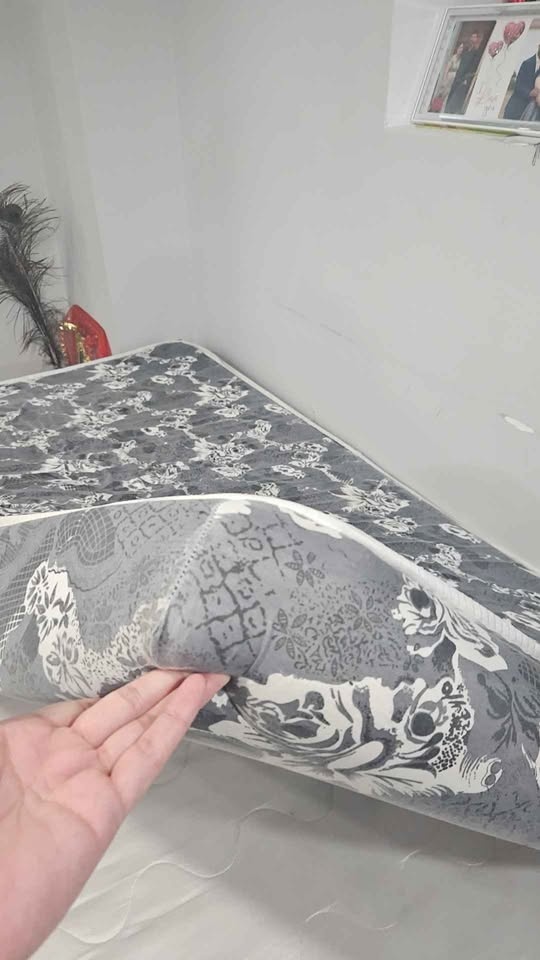 Single/twin mattress - photo 2