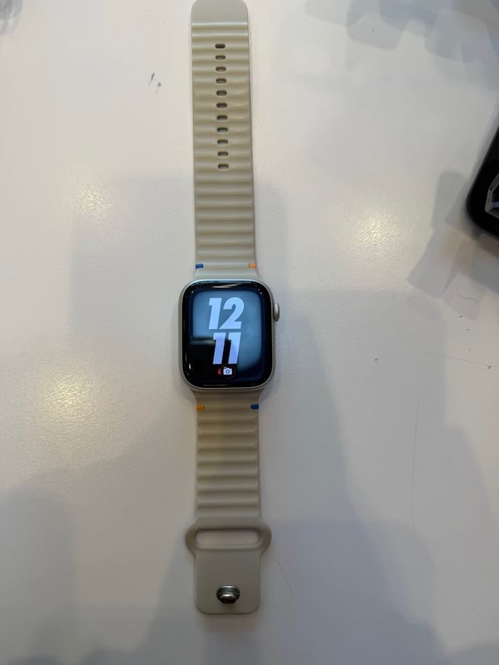 Apple Watch series 9 45mm - photo 3