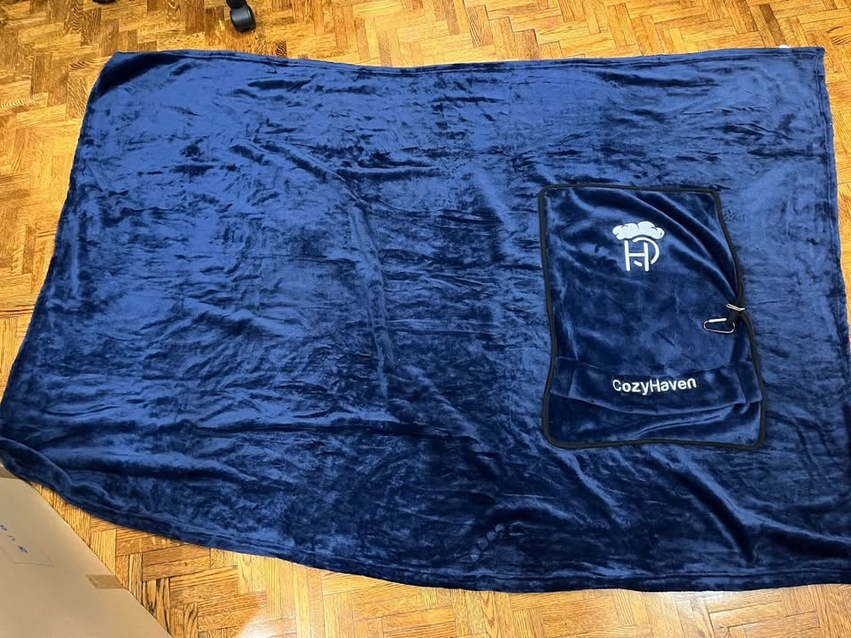 3-in-1 Travel Blanket, Pillow, and Eyemask - photo 5