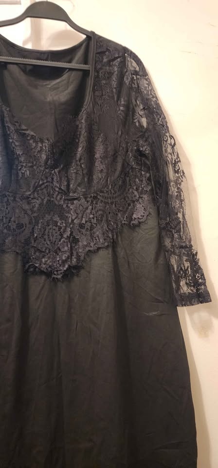 Shein women's lace sleeve dress - photo 4