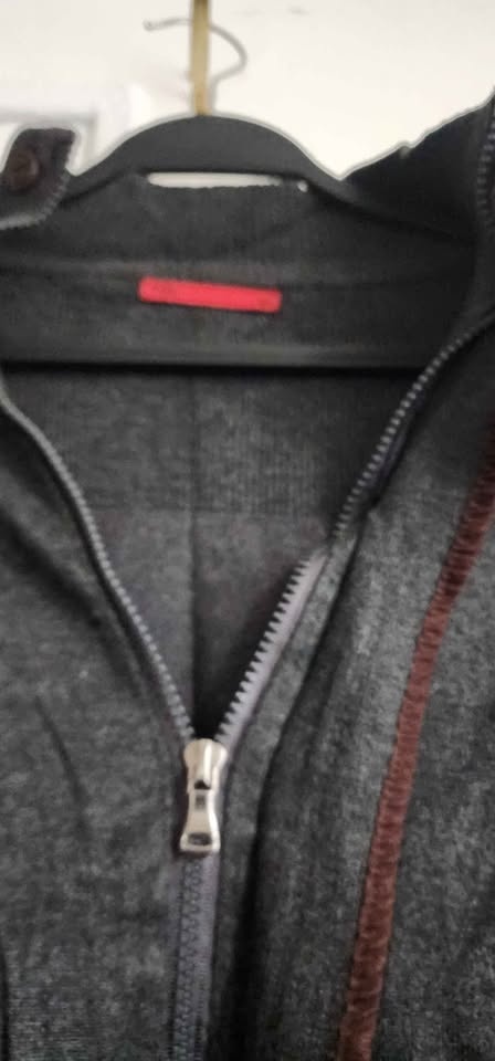 TGL Men's gray full zip sweater - photo 4