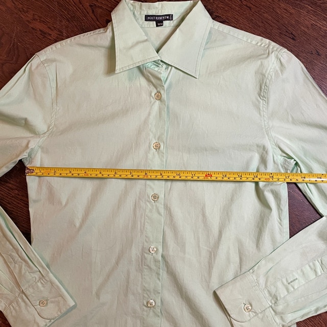 Holt Renfrew Pale Green Button-down woman's shirt - Size Medium - photo 3