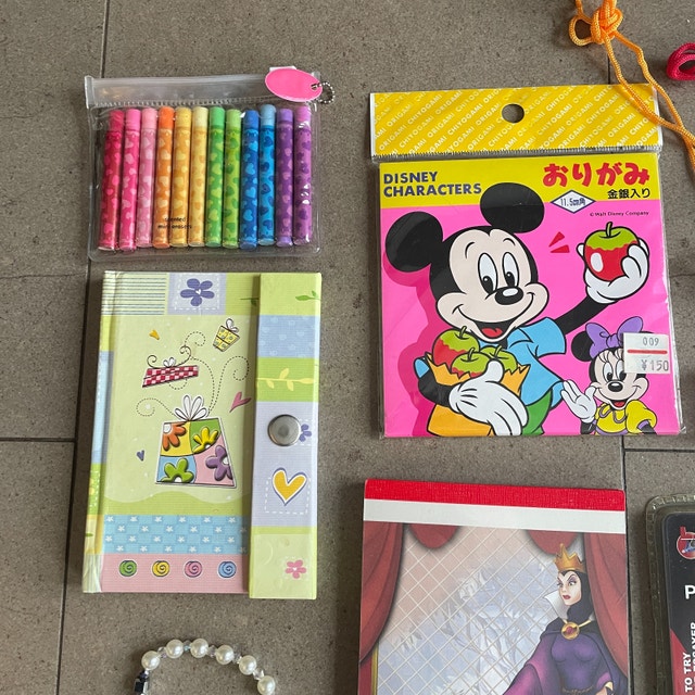 Lot of 12 cute stocking stuffers. - photo 2