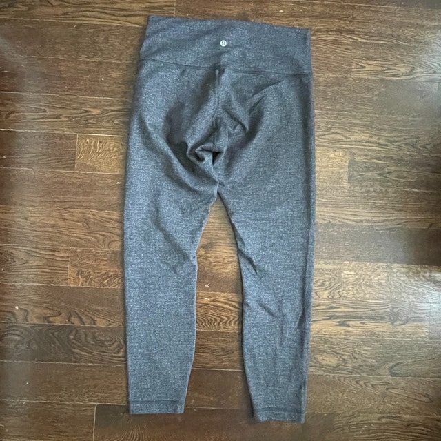 NEW Lululemon Heathered Black/Gray Leggings - Size 10 - photo 5
