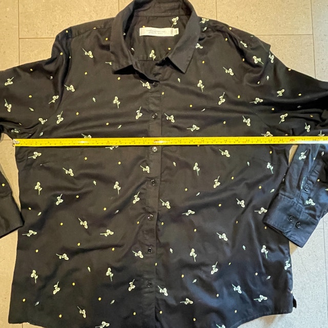 Black Shirt w/ embroidered Flowers-Contemporaine- Simons-2XL - photo 5